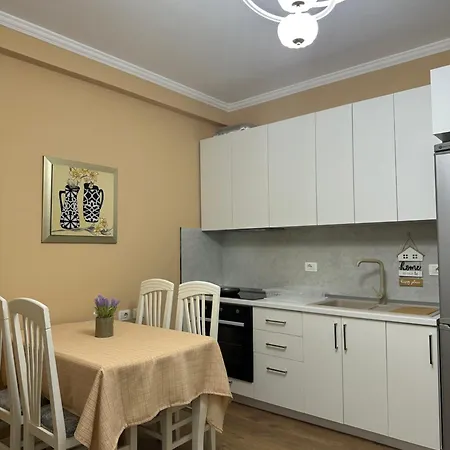 Appartamento Hearth Of 2 Tirana